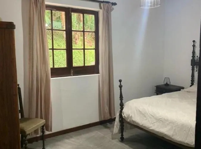 Charming 3-bed House Biscoitos (Terceira)