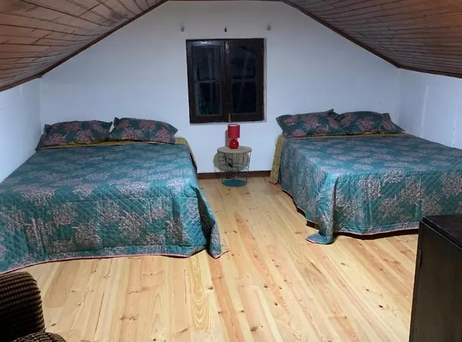 Charming 3-bed House Semesterbostad *