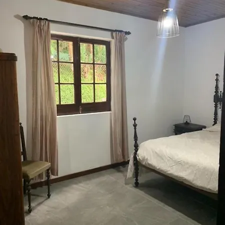 Charming 3-bed House Biscoitos (Terceira)