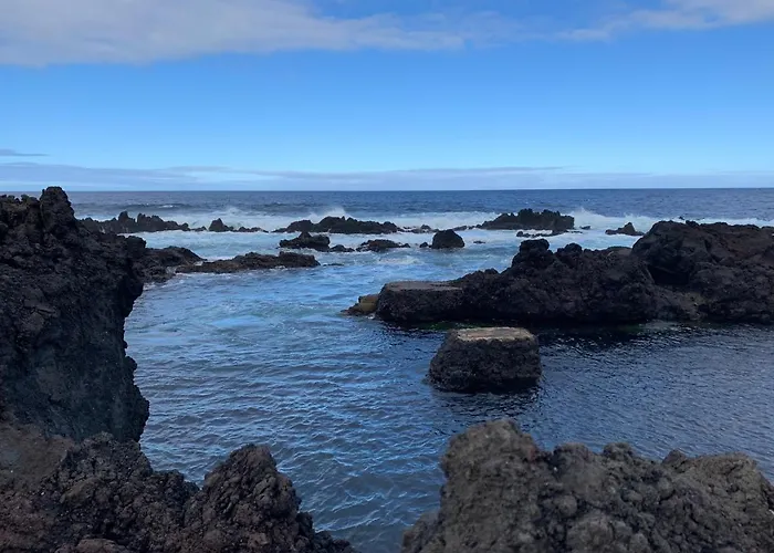 別荘 Charming 3-bed House